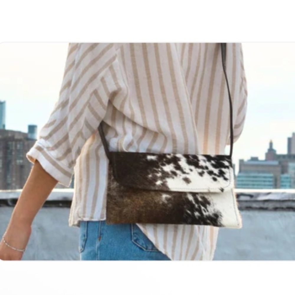 JACKSON AND HYDE JAH Crossbody Clutch 100% unique transition clutch to crossbody